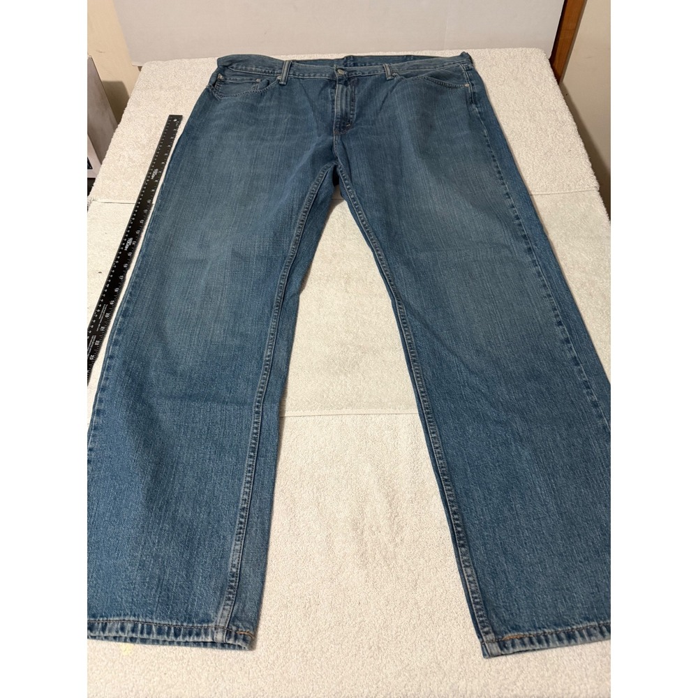 Levis Mens Straight Leg Blue Denim Jeans 100% Cotton W42 L32 Medium Wash